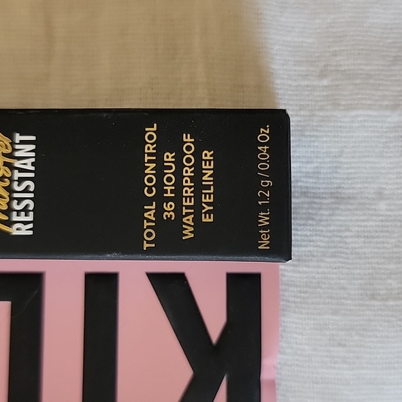 Too Faced Killer Eyeliner - Picture 4 of 4